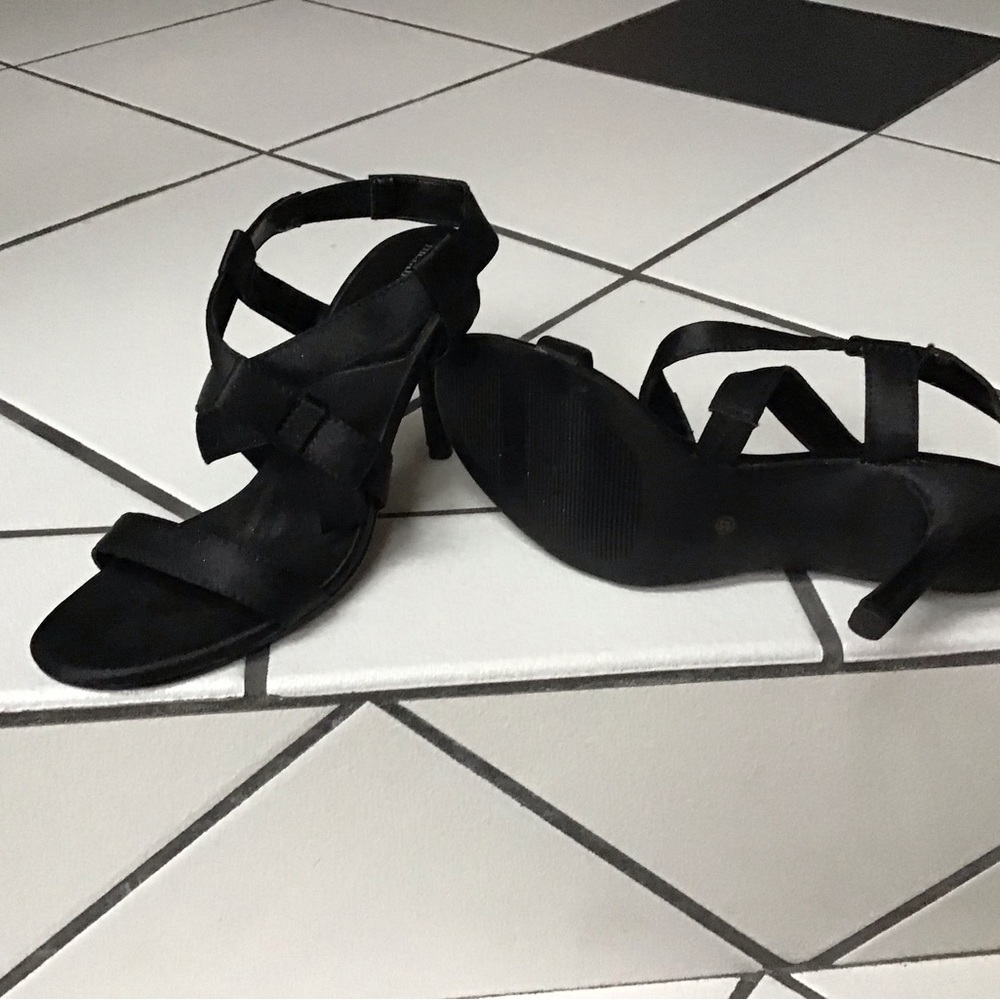 Dressy shoes